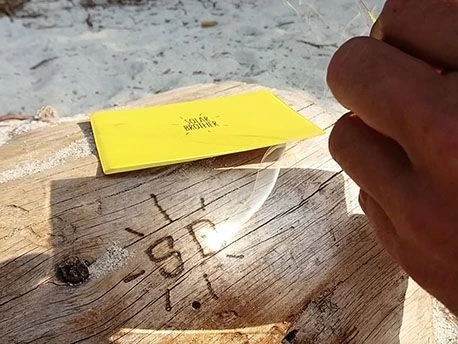 Solar Brother AdventureKit Firecard Vergrootglas En Spiegel 4 Solar Brother AdventureKit Firecard Vergrootglas En Spiegel - Afbeelding 2