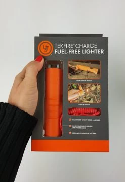 UST TekFire Charge Fuel-Free Lighter Orange -Gereedschap Voor Buiten ust tekfire 3 1